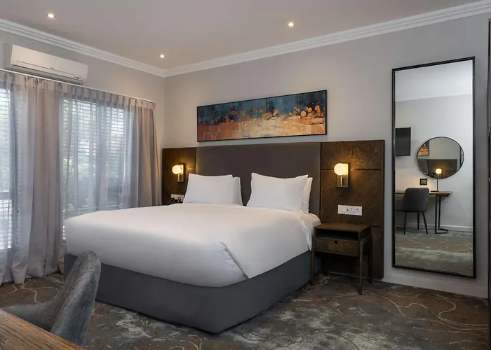 Radisson Hotel And Convention Centre Or Tambo Airport