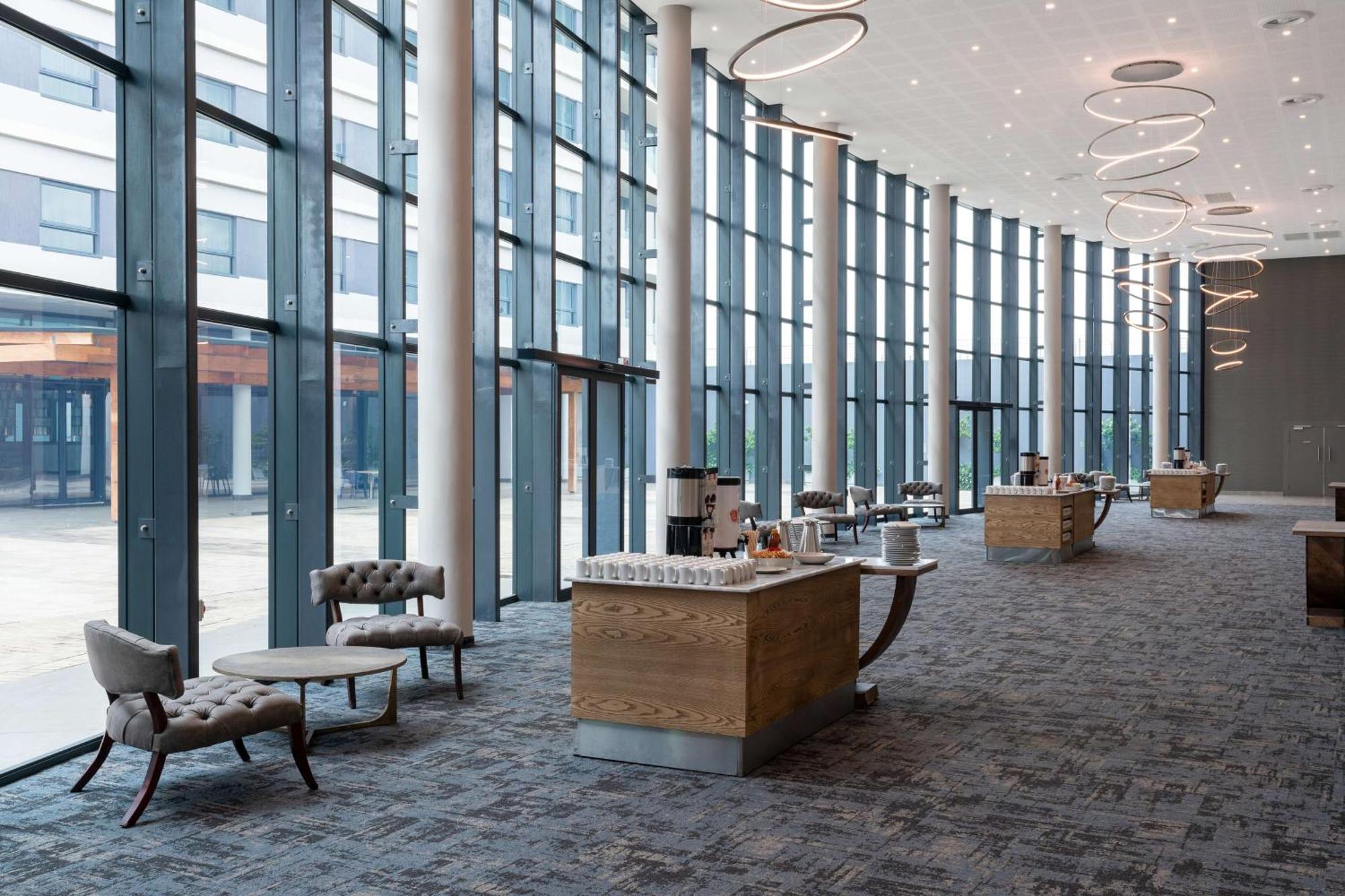 Hotel Radisson And Convention Centre Or Tambo Airport Johannesburg