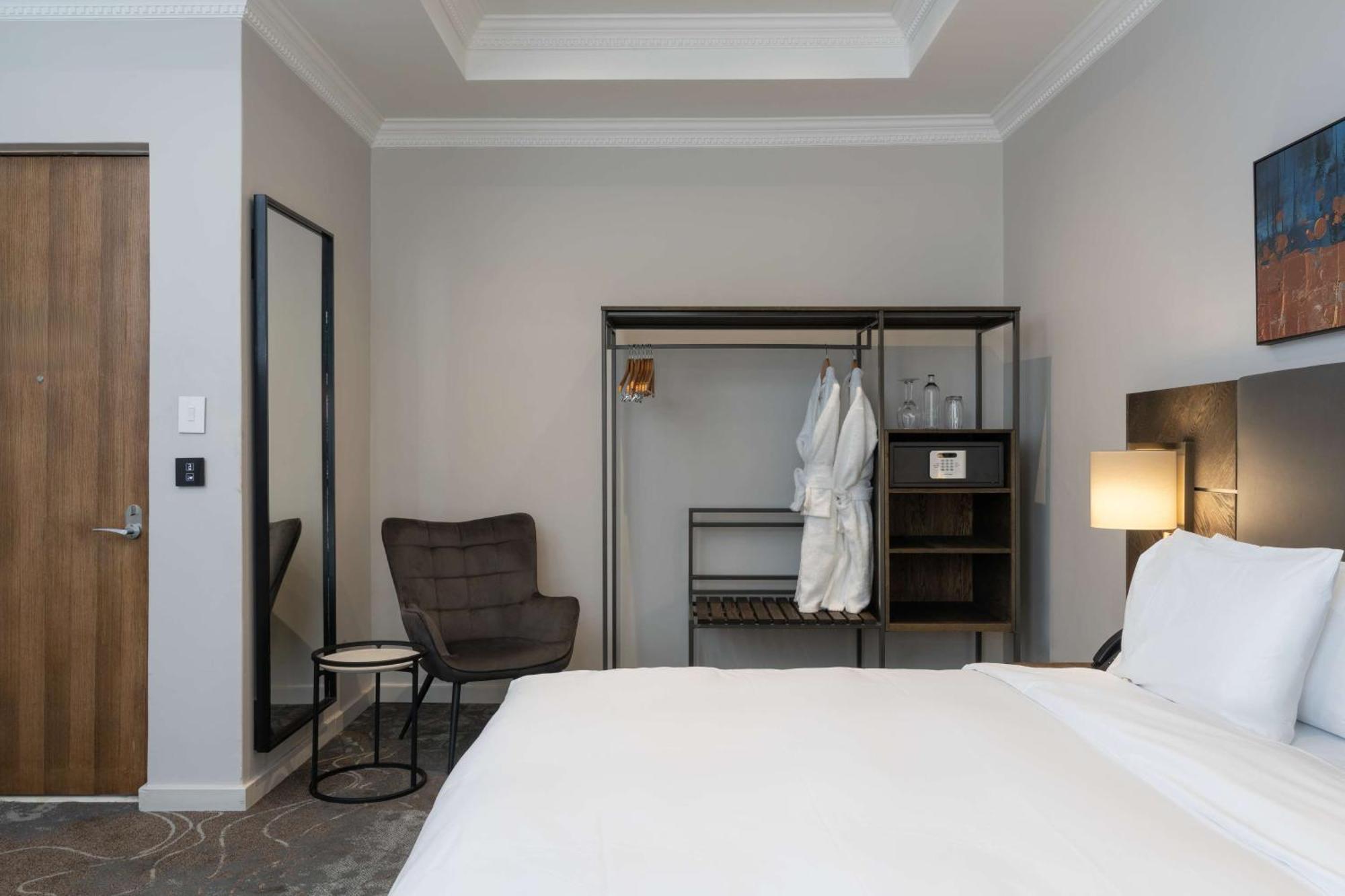 Radisson And Convention Centre Or Tambo Airport Hotel Johannesburg